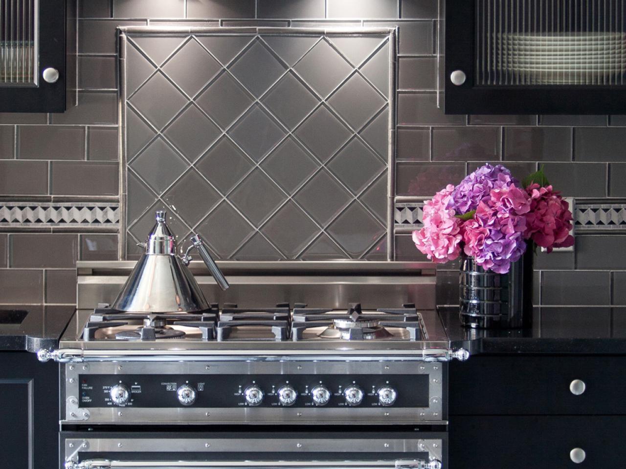 60 Black Kitchens We Love