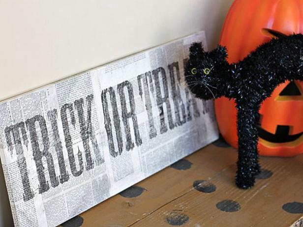 Ghostly Trick-Or-Treat Sign With Halloween Decor 