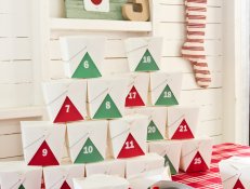 Christmas Decor and Advent Calendar 