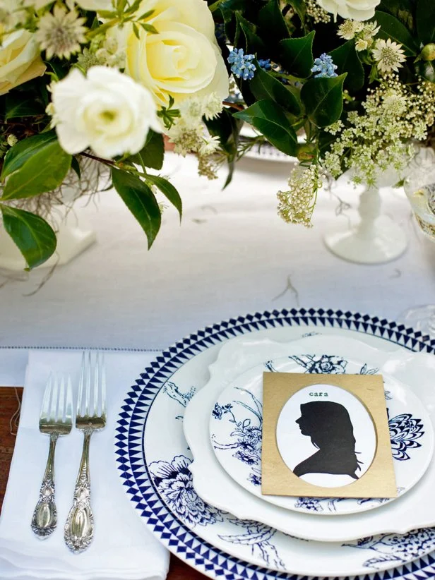 How to Use Plates As Part of a Table Setting Layout: Expert Tips