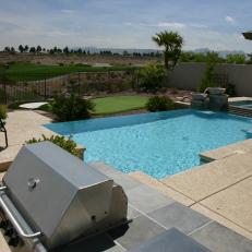 Mixed-Color Modern Pool With Wok Pots