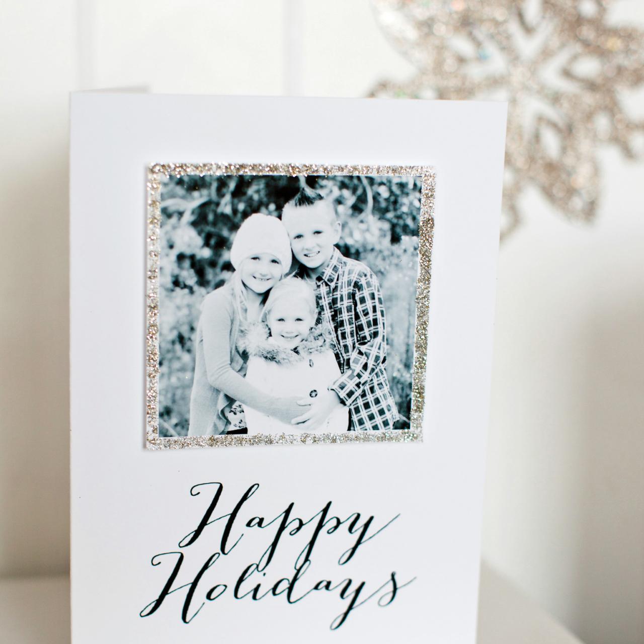 6 Tips to Take the Best Christmas Card Photo  Pretty christmas cards,  Print christmas card, Perfect christmas card