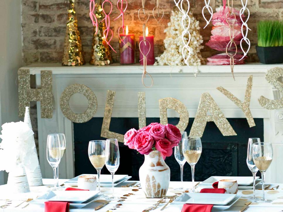 25 Indoor Christmas Decorating Ideas Hgtv