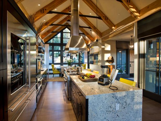 Contemporary Kitchen in Mountain Home | HGTV