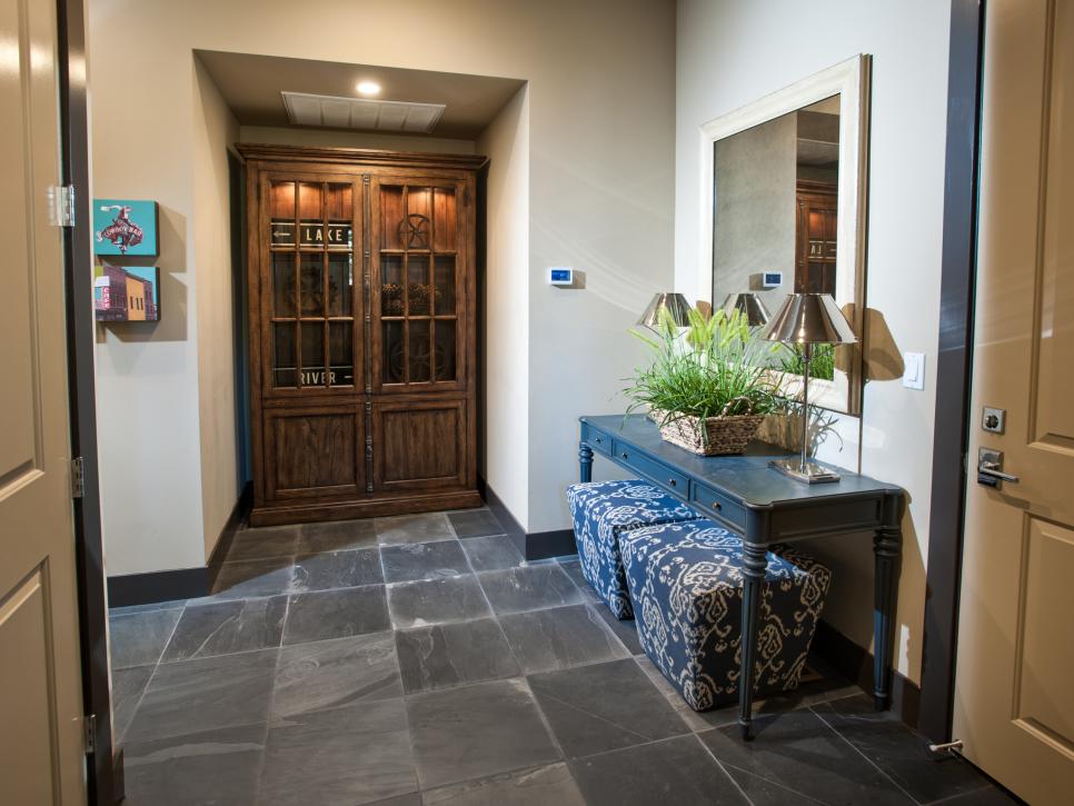 Photo By Eric Perry 2018 Scripps, Slate Tile Foyer