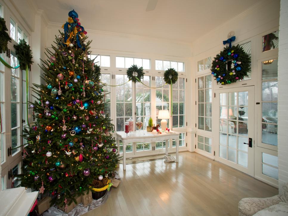 Step Inside Vice President Joe Biden's Home During the Holidays | White