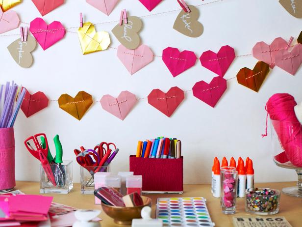 Making Valentine's Day Decor with Scrap Wood – Sustain My Craft Habit