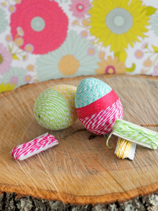 Original_Marianne-Canada-Easter-Egg-Decorating-Yarn-Wrapped-Beauty_s3x4
