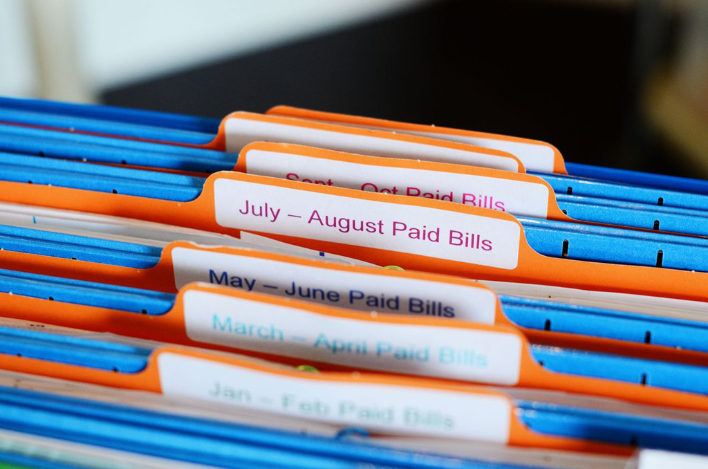 best books on how to organize your bills and papers