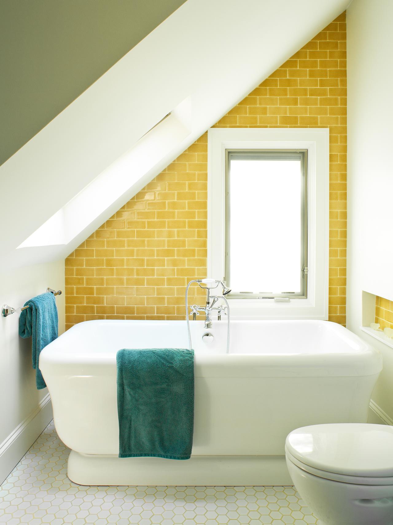 yellow bathroom color ideas