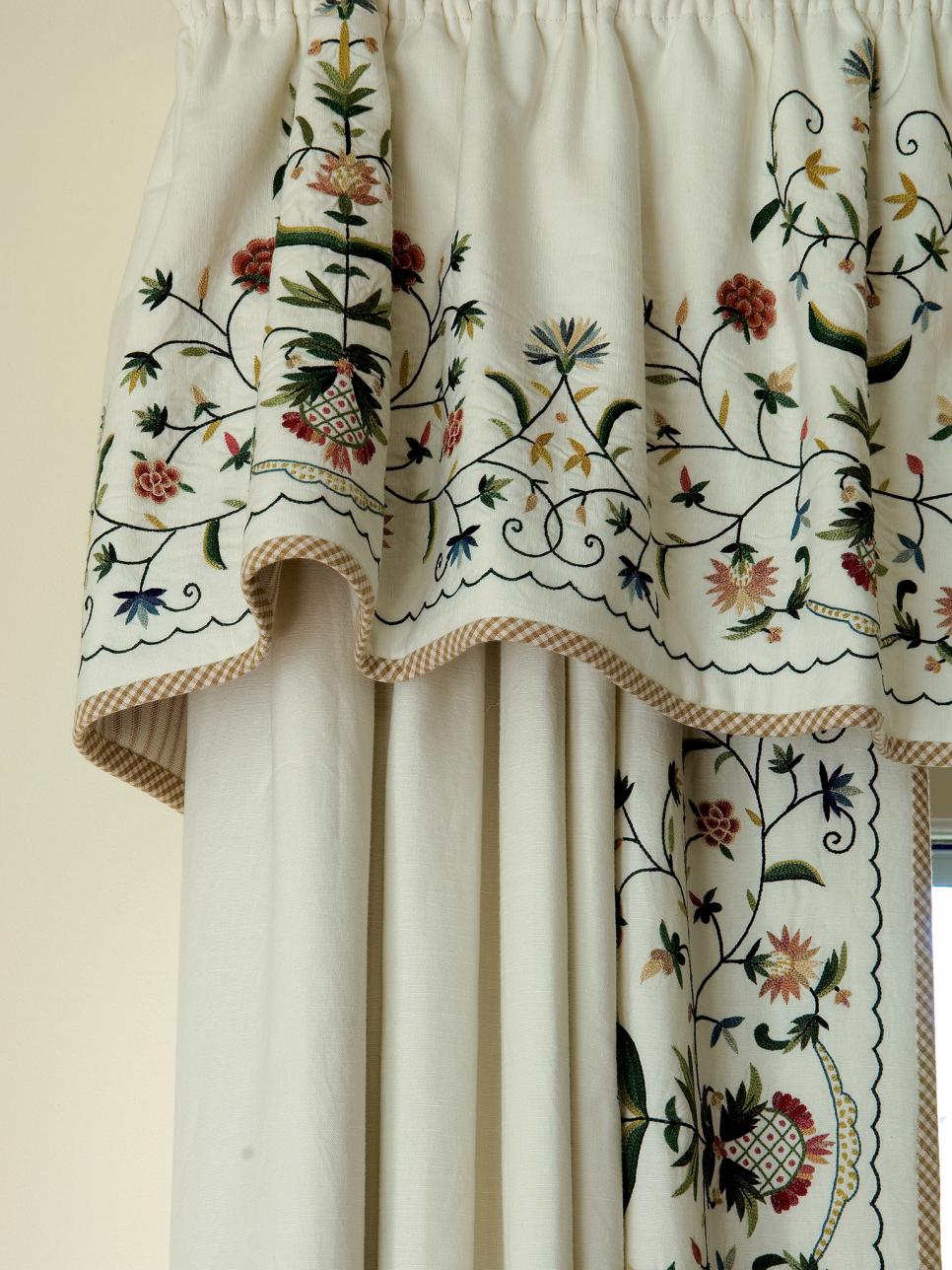 embroidery white top
