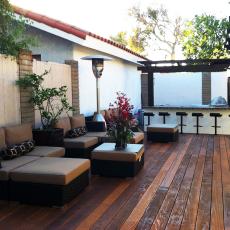 Contemporary Outdoor Lounge Area With Redwood Deck