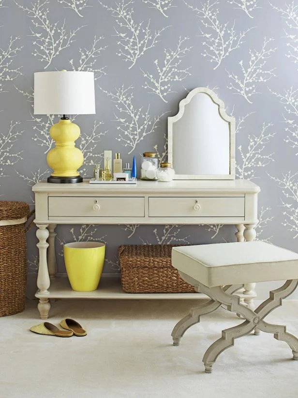Where Do You Put a Console Table: Expert Tips for Perfect Placement