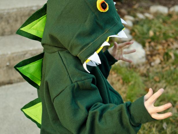 Deguisement Dinosaure A Faire Soi Meme www.hgtv.com