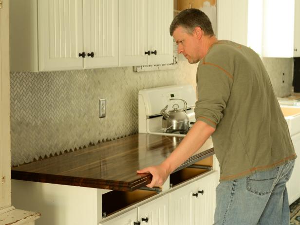 How To Install A Level Countertop, Replace Laminate Countertop With Butcher Block