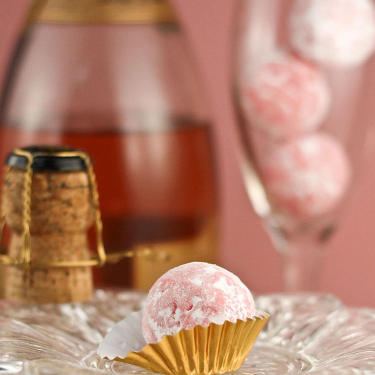 https://hgtvhome.sndimg.com/content/dam/images/hgtv/fullset/2013/6/19/0/Original_Heather-Baird-SprinkleBakes-pink-champagne-truffles-beauty_s3x4.jpg.rend.hgtvcom.1280.1280.suffix/1400978655023.jpeg