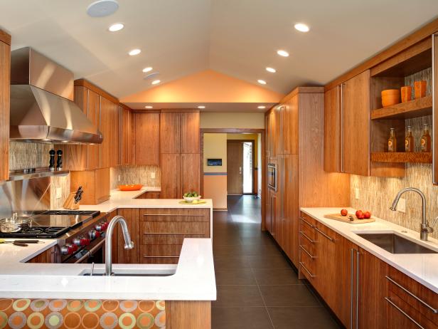 midcentury modern kitchen with vaulted ceiling