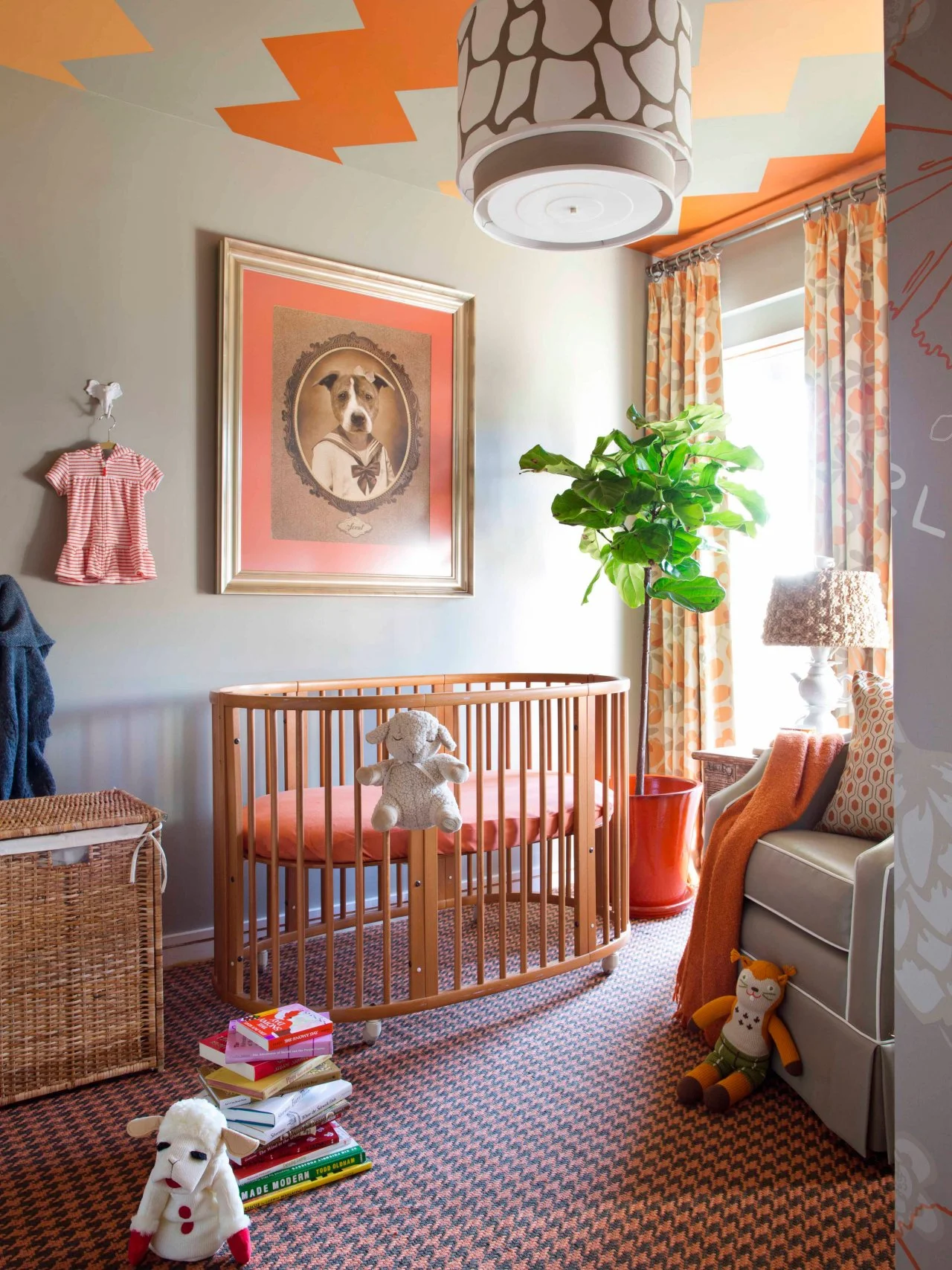 Crib ideas for small spaces best sale