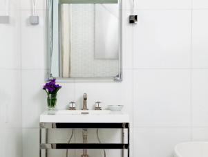RS_Duneier-White-Bathroom-Vanity_s3x4