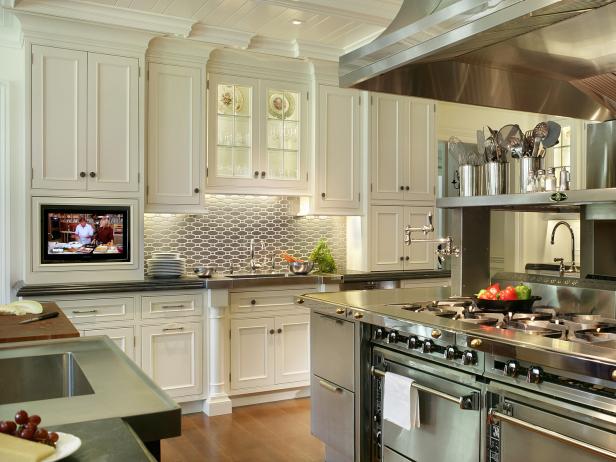 White Transitional Chef Kitchen