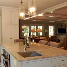 CI-karen-kettler-family-kitchen-island_s3x4