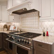 Kitchen Range With Marble Countertops 
