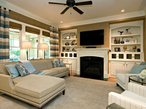 Classic & Simple Family Room