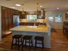Kitchen With Earth Tones 