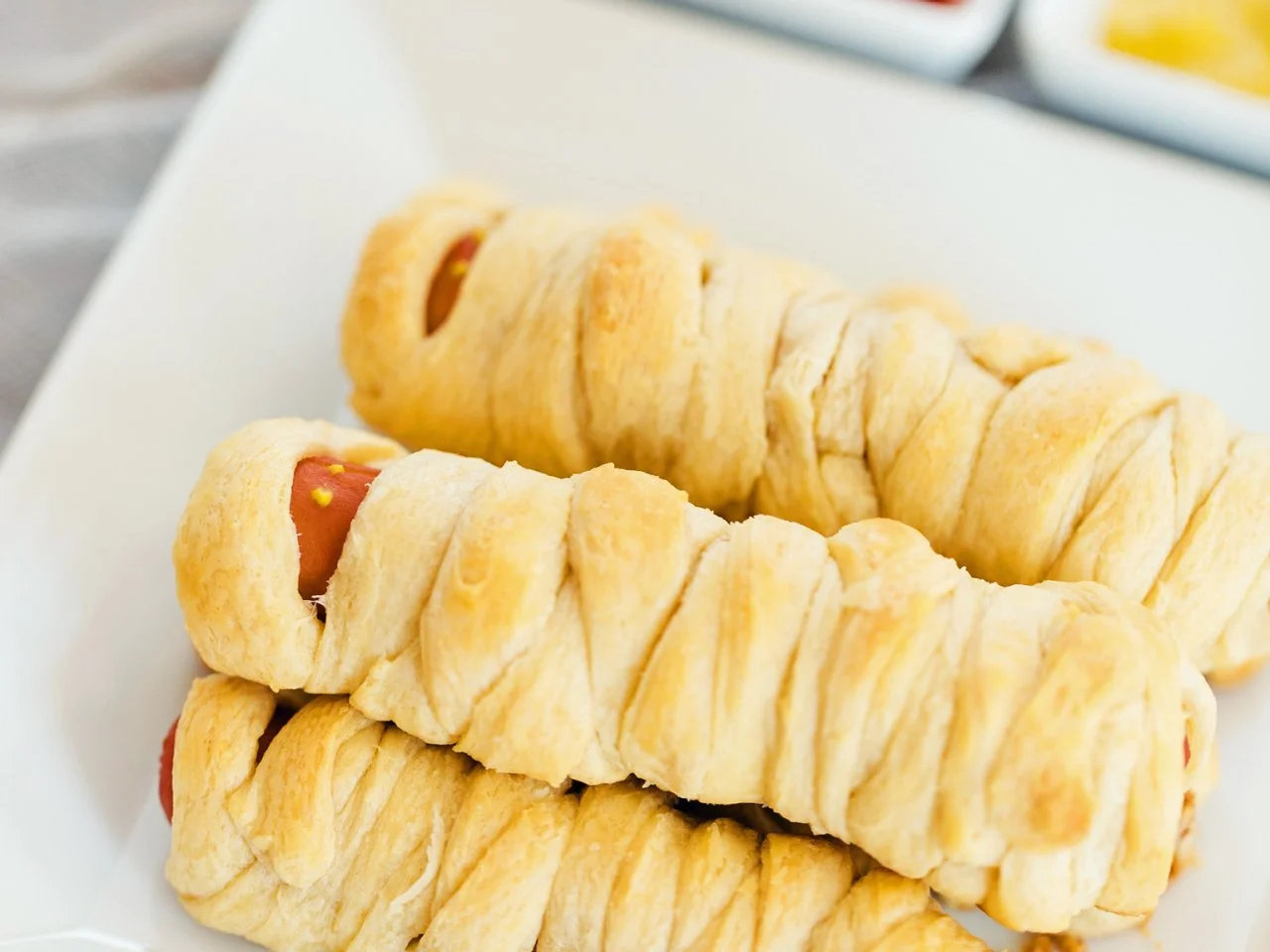 Halloween Recipe: Mummy Hot Dogs | HGTV