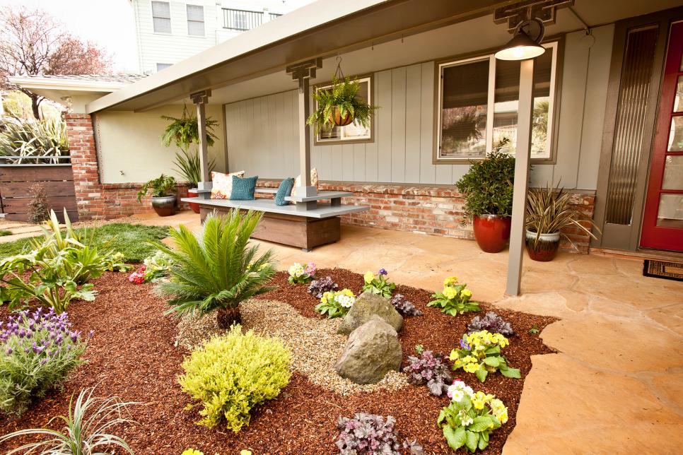 From Homely to Head-Turning: Front-Yard Makeovers | Curb ...