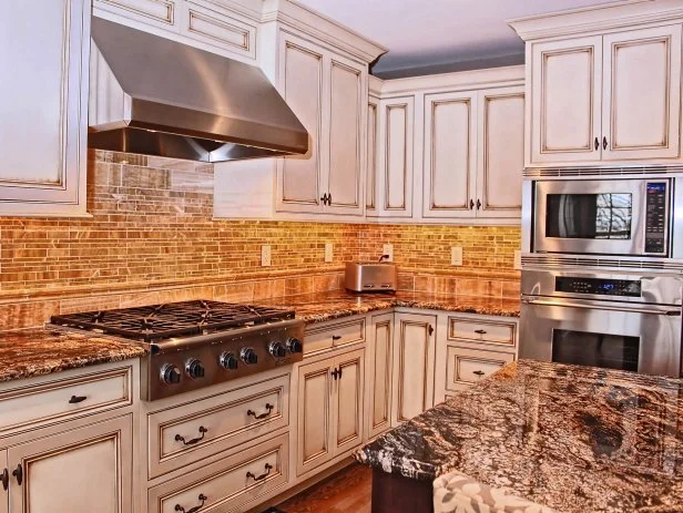 Multi-Functional White Kitchen with Hood