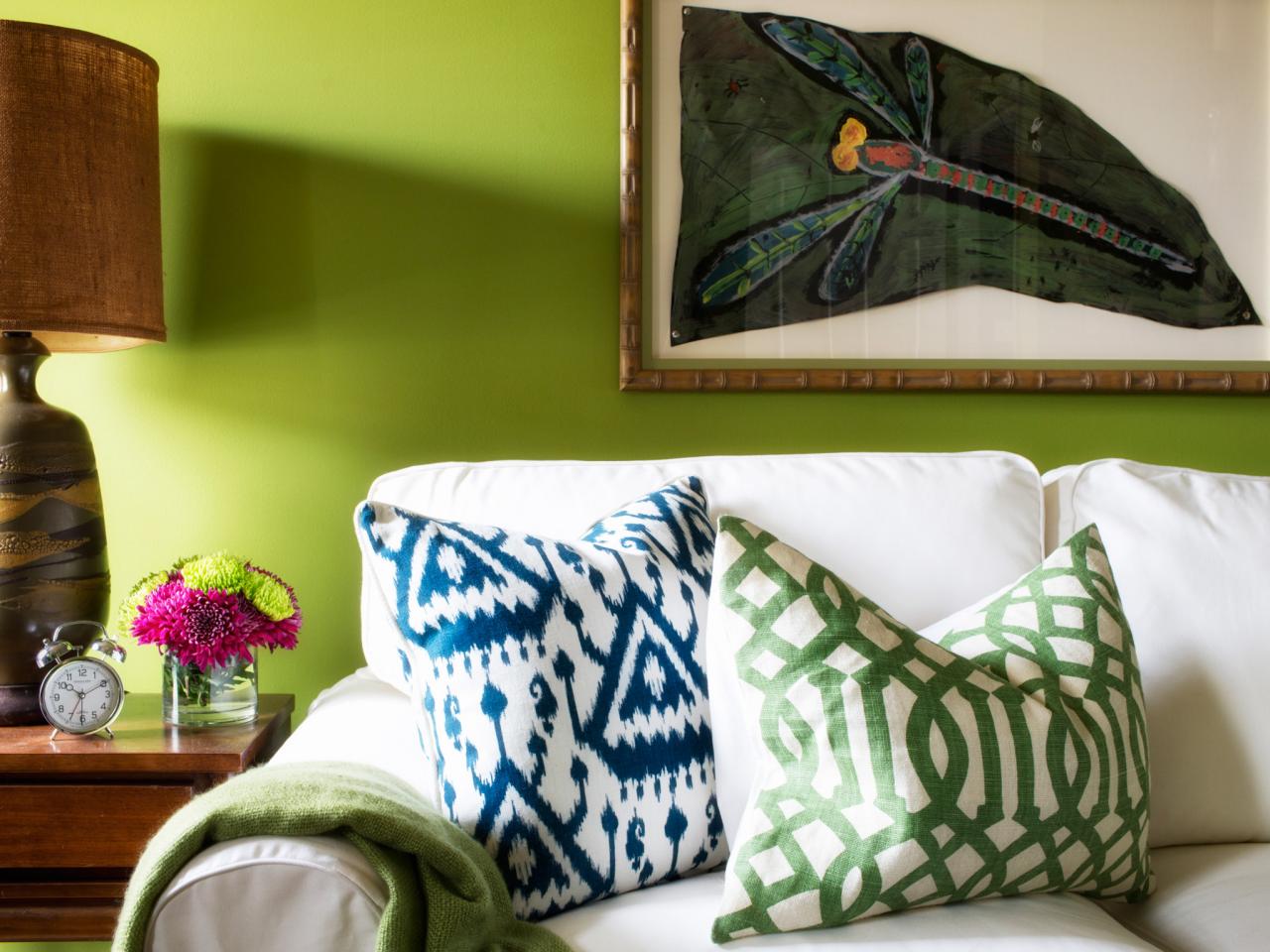 green living room pillows