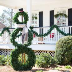Trio of Wreaths Create Snowman Scrupture