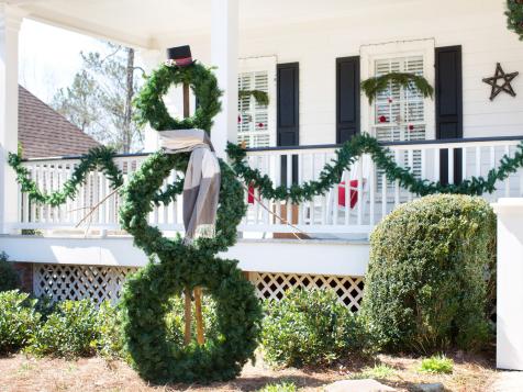 How to Make a Life-Sized Wreath Snowman