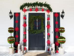 BPF_holiday-house_exterior_natural_porch_decorating_beauty_h_