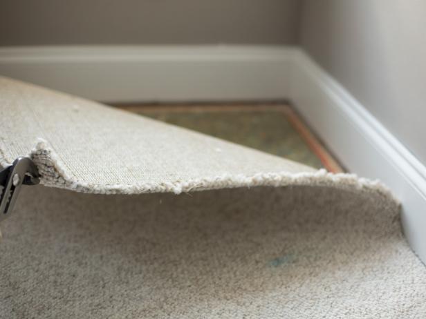 Diy Carpet Removal, How To Remove Carpet Off Hardwood Floors
