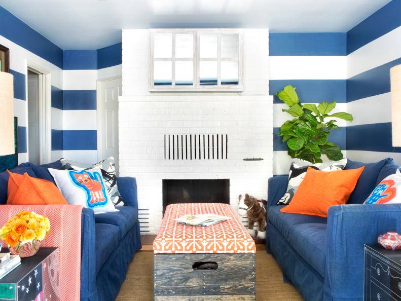 Striped Living Room In Eclectic Style