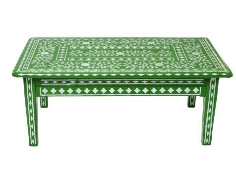 How to Stencil an Old Coffee Table