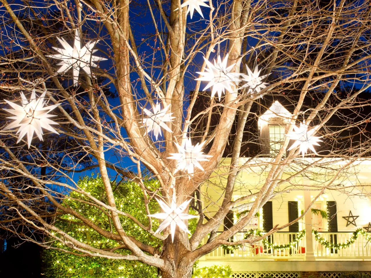 Outdoor Christmas Lights HGTV