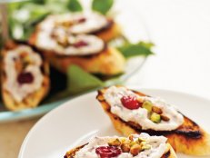 Crostini With Herbed Cream Cheese