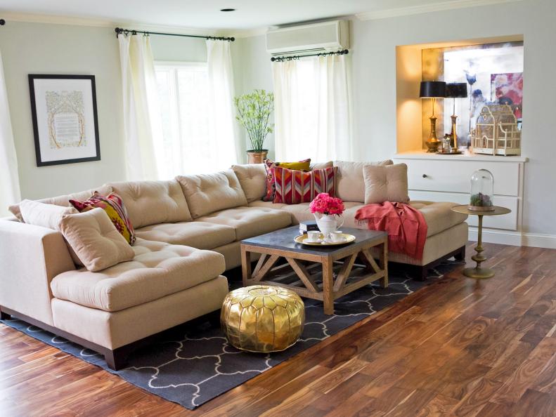 Eclectic Living Room With Large Sectional