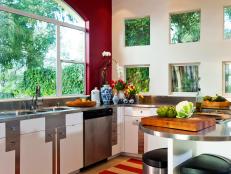 Designer Jane Ellison maximizes a U-shaped kitchen by creating efficient cooking and eating zones.