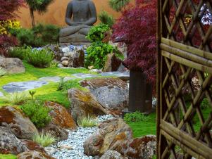 ci_Margie-Grace_japanese-zen-garden_entry-gate_s3x4