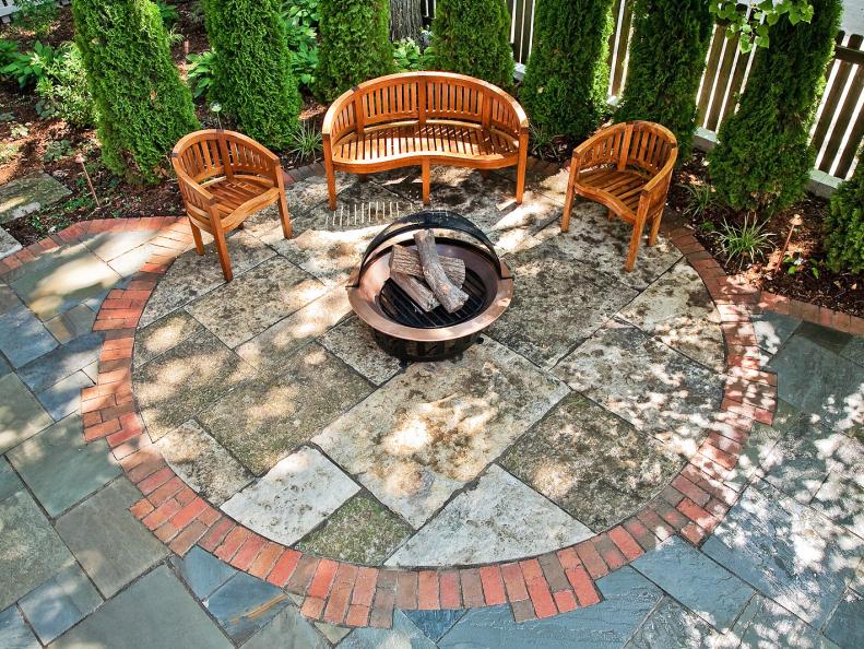 Circular Fire Pit Patio