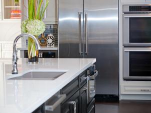 RS_Andrea-Bazilus-brown-white-contemporary-kitchen-appliances_3x4