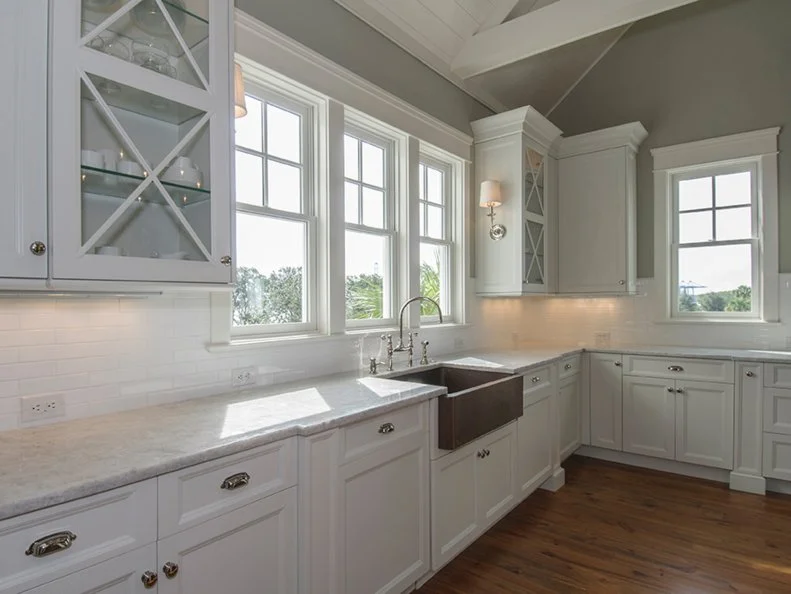 Traditional White Kitchen With Stainless Steel Farmhouse Sink Traditional White Kitchen With Stainless Steel Farmhouse Sink
