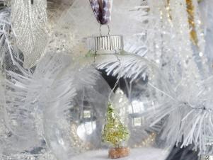 BPF_Holiday-House_interior_christmas-tree-ornaments-diy-snow-globe_3x4