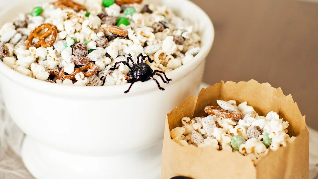Sweet and Salty Halloween Snack Mix | HGTV