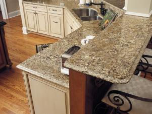RS_gina-covell-brown-transitional-kitchen-before_4x3