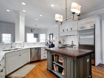 White traditional kitchen with gray island